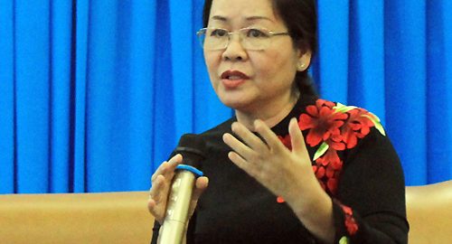 TS Nguyễn Thị Bích Hồng chia sẻ tại tọa đàm. Ảnh: Yến Nhi